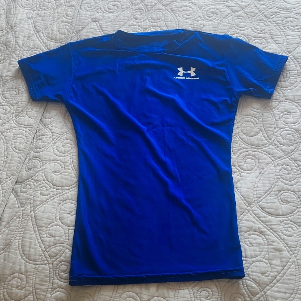 UNDER ARMOUR Women's Small Blue Short Sleeve